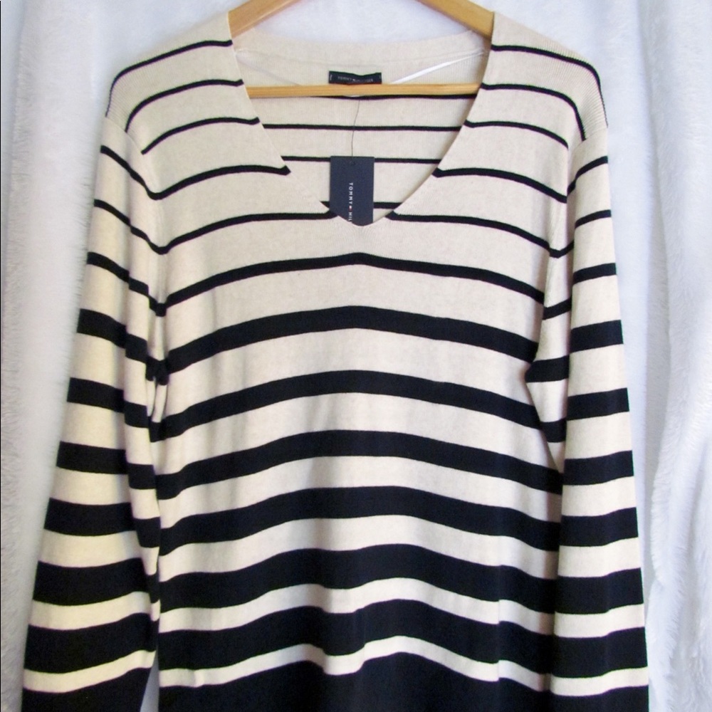 Tommy Hilfiger Sweater, new with tags